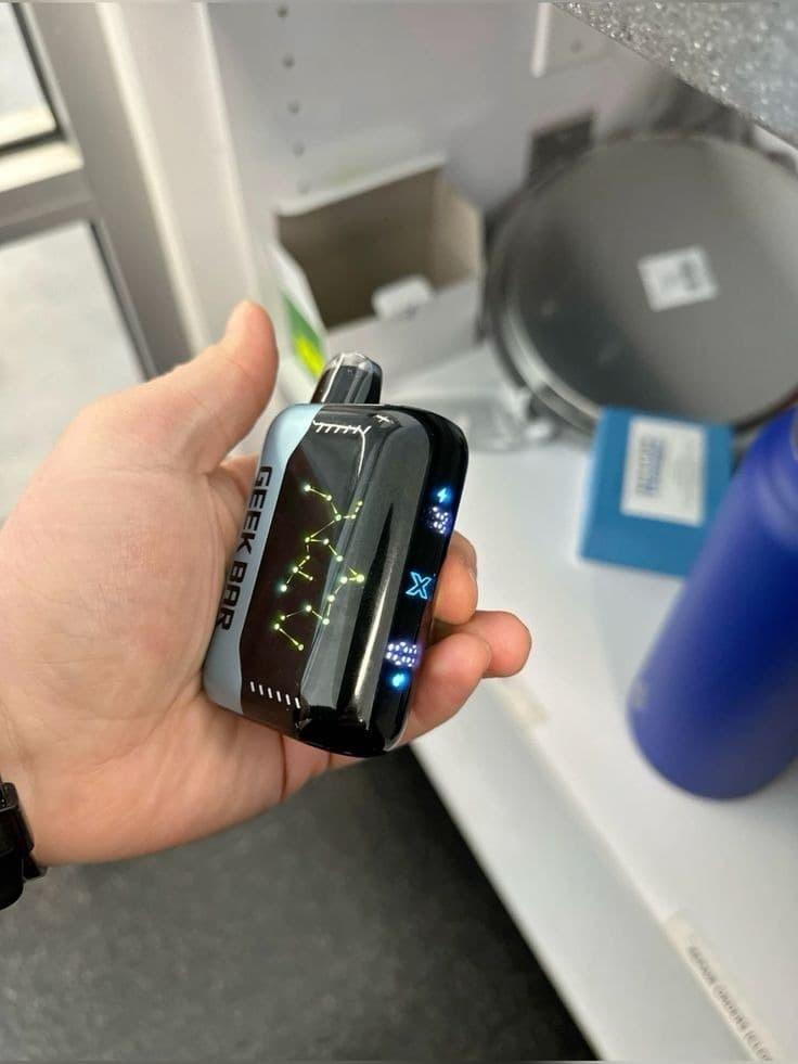 Eldobható e cigi áttekintés 2025 vásárlási tippek, egészségügyi kockázatok és környezeti hatás