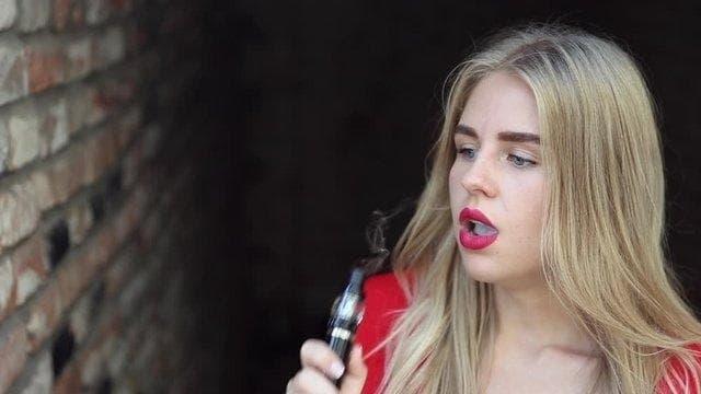 Elektromos füves cigi bemutató és vásárlási útmutató a biztonságos és élvezetes használathoz