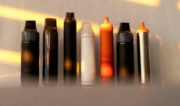 Legjobb e cigi liquid tippek 2025, ízek, árak és vásárlási tanácsok kezdőknek